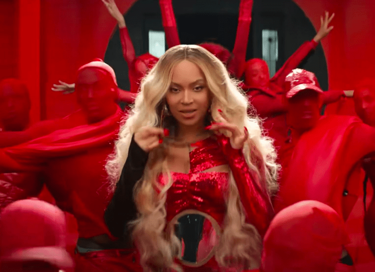 Beyoncé with her backup dancers during the Verizon ad for the Super Bowl 2024.